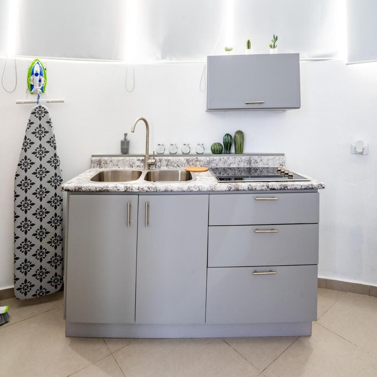 Aquaville Dorado Moderna A Studio 7 Экстерьер фото